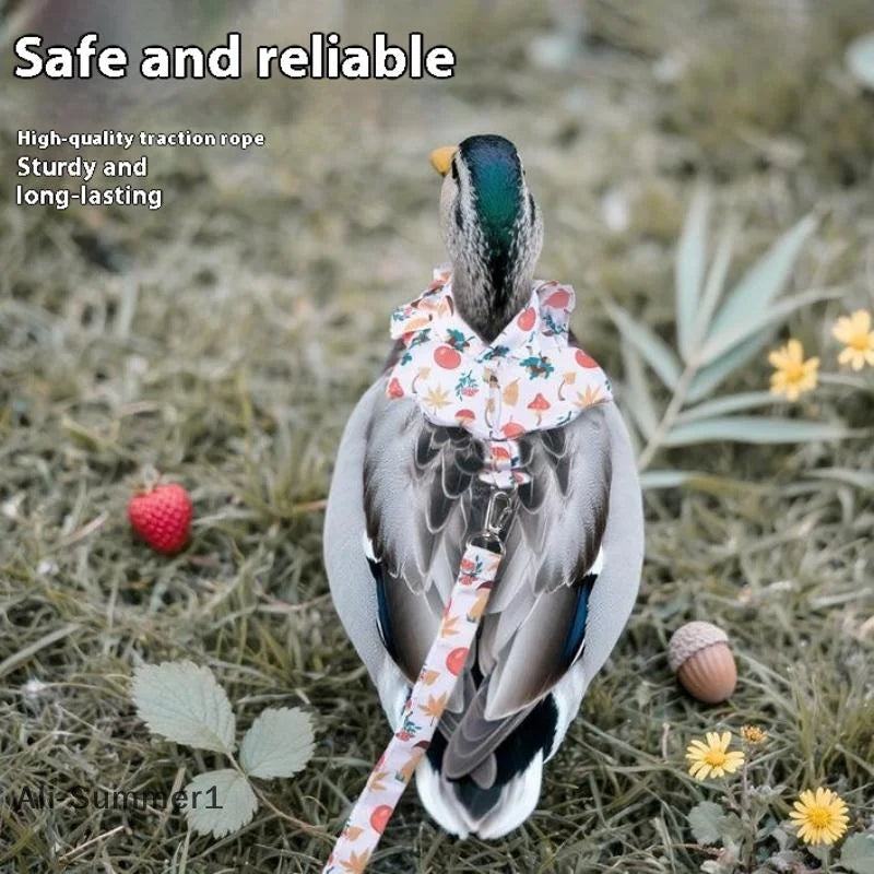 【E】1/2Pcs Cute Cartoon Fashion Chicken Duck Vest Diaper Hen Belt Pet Traction Rope Set Comfortable Leads Pet Poultry Supplies